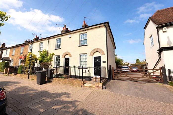 2 Bedroom End Terrace House To Rent In Moulsham Street, Chelmsford, Essex, CM2