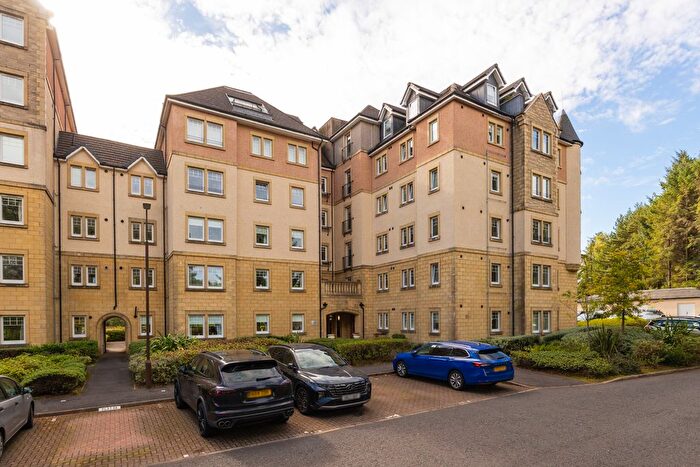 2 Bedroom Flat For Sale In Eagles View, Livingston, EH54