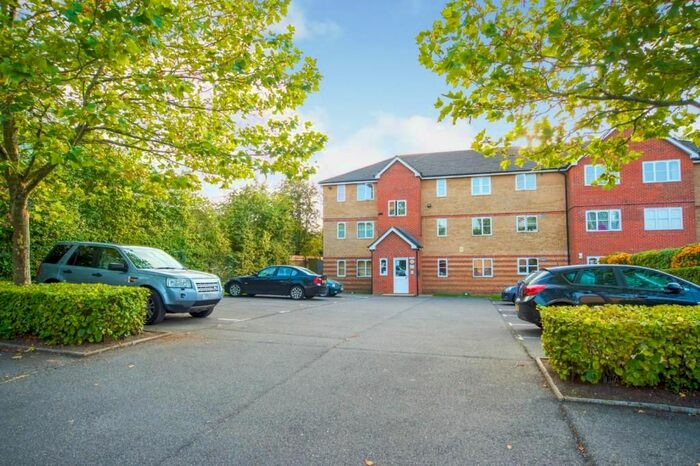 1 Bedroom Flat To Rent In Simms Gardens, East Finchley, N2