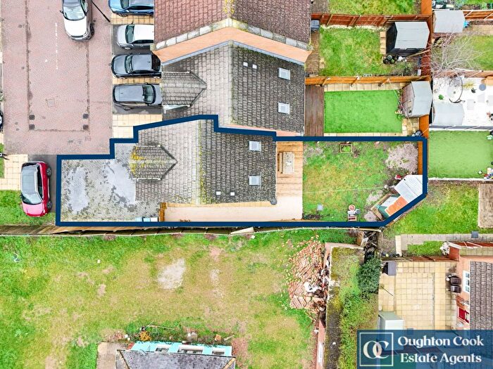 3 Bedroom End Terrace House For Sale In Bellamy Close, Coventry, CV2