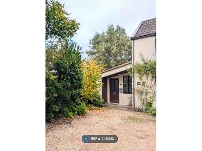 1 Bedroom Flat To Rent In Warmley, Bristol, BS30