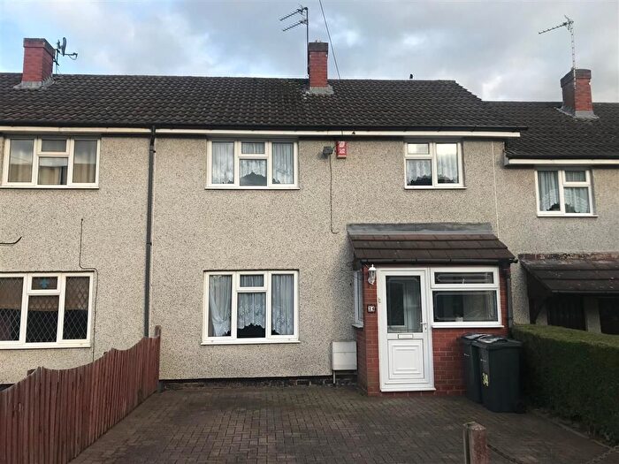 3 Bedroom Property To Rent In Longwood Road, Rednal, Birmingham, B45