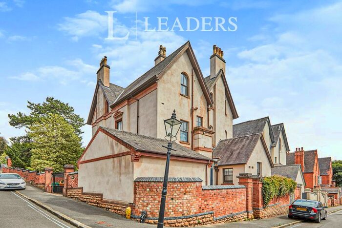 2 Bedroom Apartment To Rent In Lenton Avenue, Nottingham, NG7