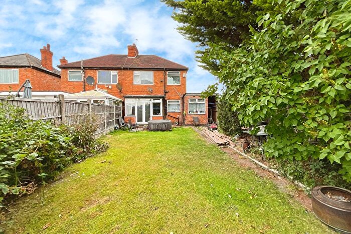 3 Bedroom Semi-Detached House For Sale In Cleveleys Avenue, Braunstone Town, Leicester, LE3