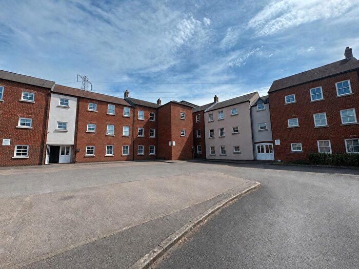 2 Bedroom Flat To Rent In Stafford Keep, Aylesbury, HP19