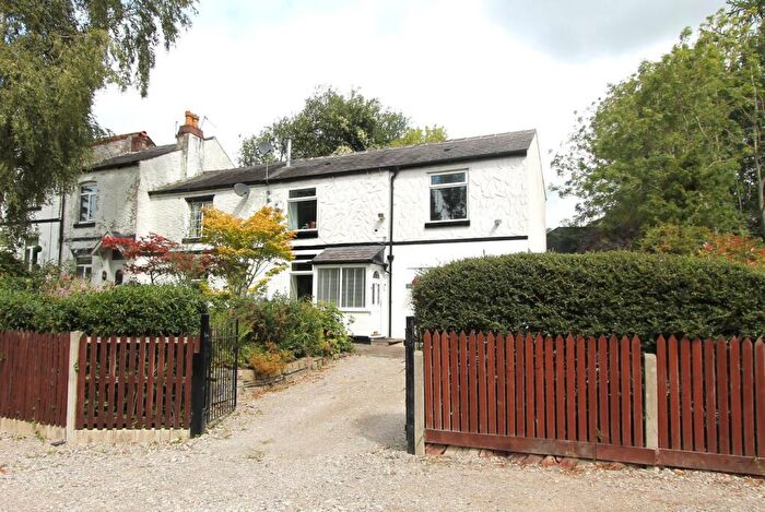 2 Bedroom Terraced House For Sale In Greenwood Vale, Bolton, BL1