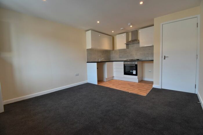 2 Bedroom Flat To Rent In High Street, Frimley, Surrey, GU16