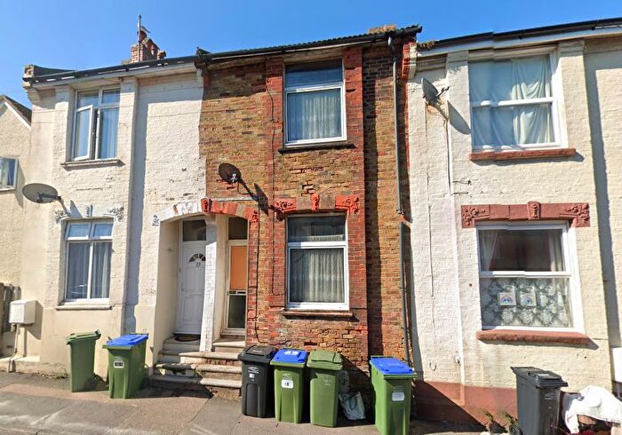 3 Bedroom Terraced House For Sale In Gibbon Road, Newhaven, East Sussex, BN9