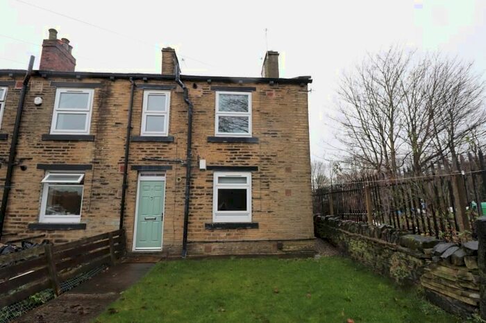 2 Bedroom End Of Terrace House To Rent In Hammerton Grove, Pudsey LS28