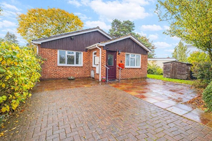 2 Bedroom Detached Bungalow For Sale In Pearmain Close, Shepperton, TW17