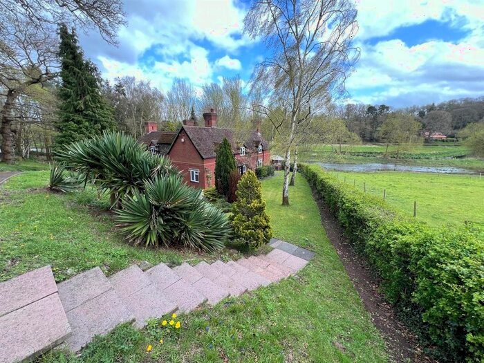 4 Bedroom Cottage For Sale In The Oaklands Cottage, Greensforge Lane, Stourbridge, DY7