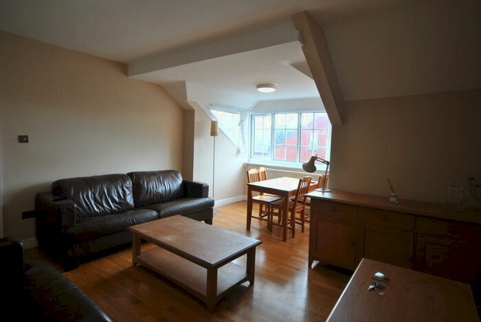 2 Bedroom Apartment To Rent In Tankerville Terrace, Jesmond, Newcastle Upon Tyne, NE2