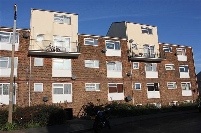 1 Bedroom Flat To Rent In The Conyers, Rivermill, Harlow, CM20