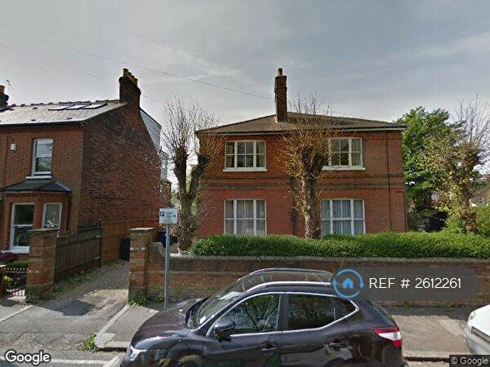 2 Bedroom Flat To Rent In Salisbury Road, Hertfordshire, EN5