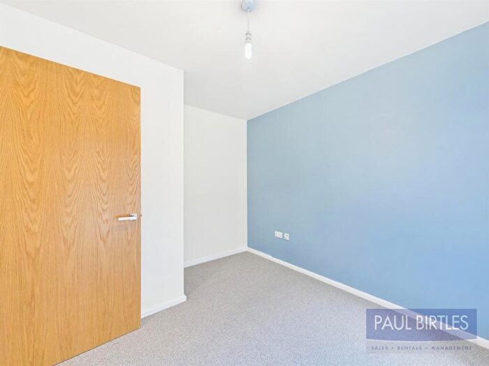 1 Bedroom Flat For Sale In Eden Square, Flixton Road, Urmston, M41