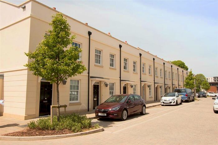 2 Bedroom House To Rent In Discovery Road, Plymouth, PL1