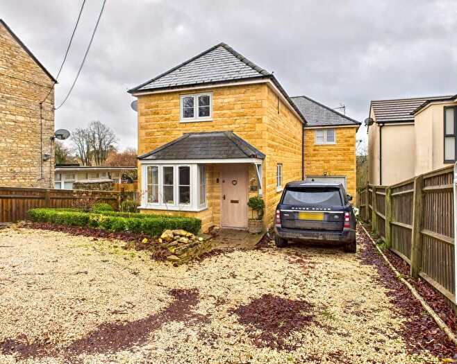 4 Bedroom Detached House For Sale In Worcester Road, Chipping Norton, OX7