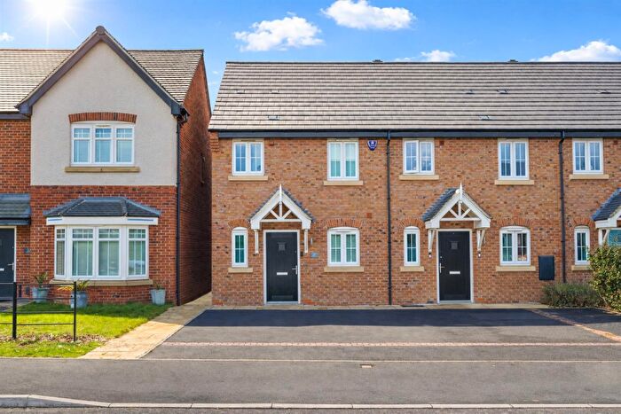 3 Bedroom End Of Terrace House For Sale In Craner Road, Castle Donington, DE74