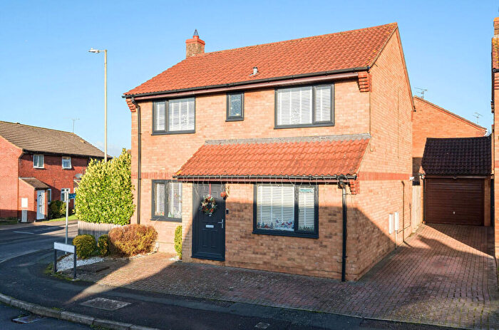 4 Bedroom Detached House For Sale In Angler Road, Ramleaze, Swindon, SN5