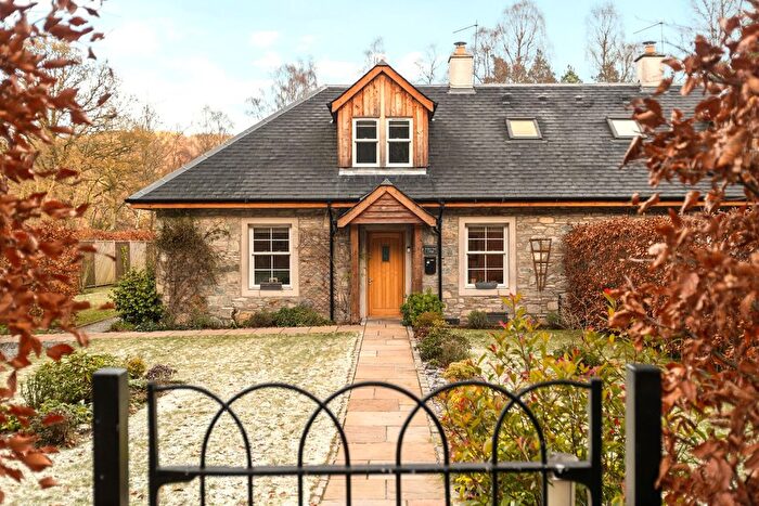 3 Bedroom Semi-Detached House For Sale In West Ringwood, Birnam, Perthshire, PH8