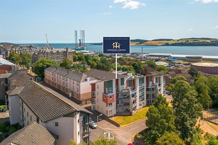 3 Bedroom Flat For Sale In Eden Bank, Dundee, DD4