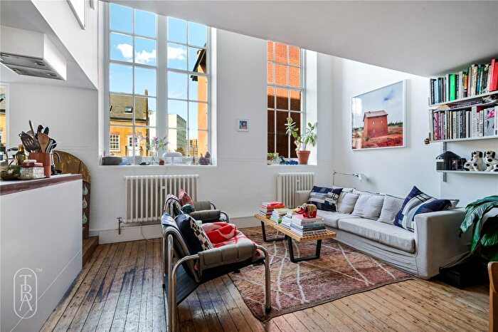 2 Bedroom Flat To Rent In Bramshaw Road, London, E9