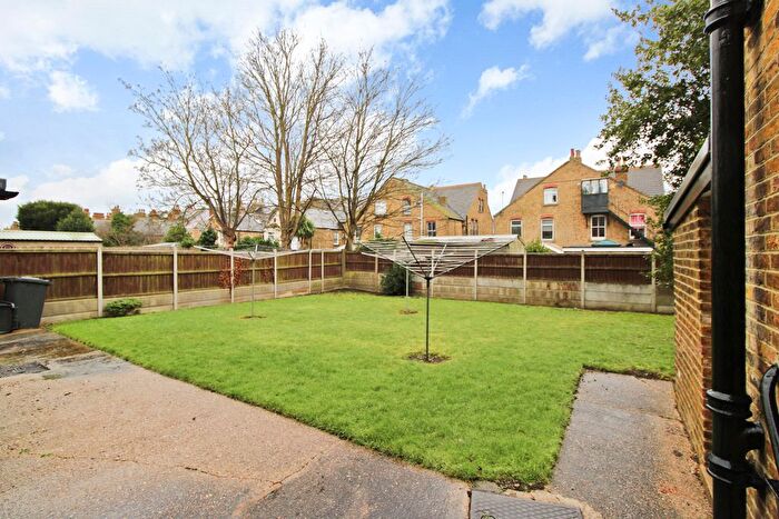 1 Bedroom Flat For Sale In Downs Park, Herne Bay, Kent, CT6