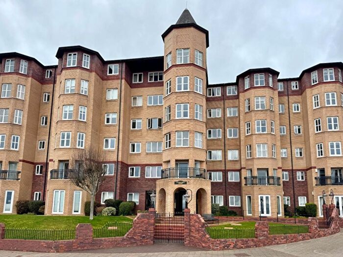 2 Bedroom Flat For Sale In The Esplanade, Penarth, CF64