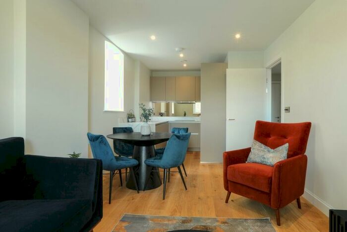 1 Bedroom Flat To Rent In Cloud Street Sugar House Island, E15