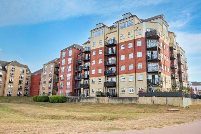 3 Bedroom Flat For Sale In Palgrave Road, Bedford, MK42