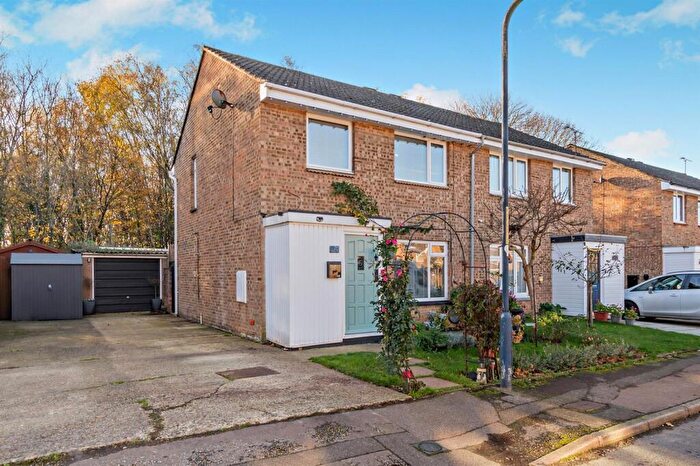 3 Bedroom House For Sale In Betsham Road, Maidstone, ME15