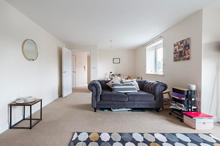 2 Bedroom Apartment To Rent In Knightsbridge Court, Gosforth, Newcastle Upon Tyne, NE3