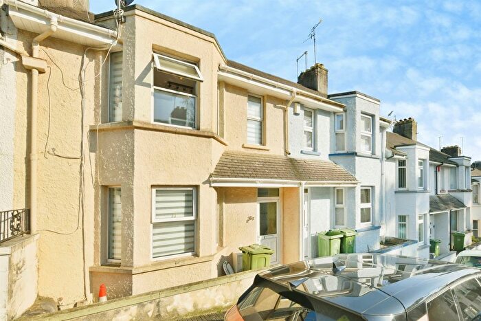 3 Bedroom Terraced House For Sale In Warleigh Avenue, Plymouth, PL2