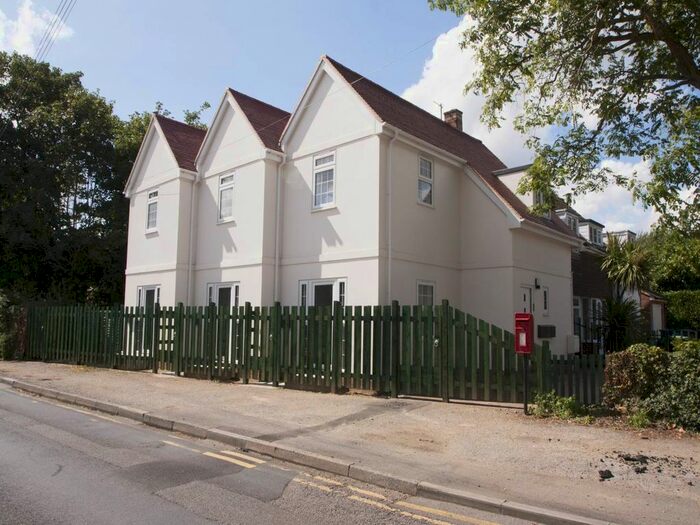 1 Bedroom Studio To Rent In Giles Lane, Canterbury, Kent, CT2