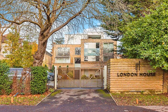 2 Bedroom Flat To Rent In London Road, St Albans, AL1