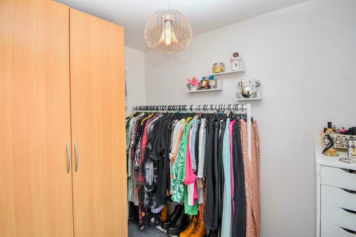 3 Bedroom Terraced House For Sale In Turnstone Drive, Scunthorpe, DN16
