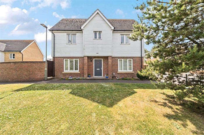 3 Bedroom End Of Terrace House For Sale In Cygnet Close, Orpington, BR5