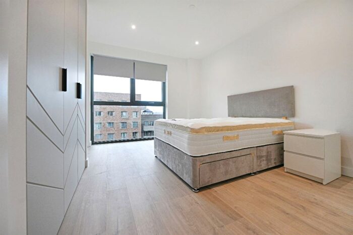 1 Bedroom Flat To Rent In Anax Street, London, N4