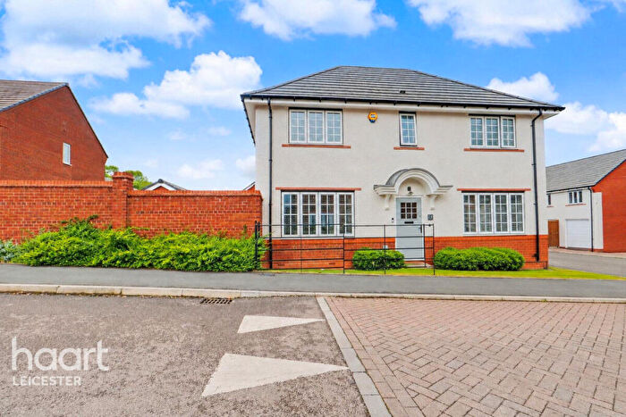 4 Bedroom Detached House For Sale In Zouche Way, Leicester, LE7