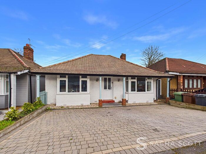 2 Bedroom Detached Bungalow For Sale In Stones Road, Epsom, KT17