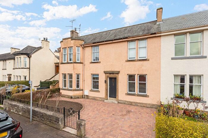 4 Bedroom Flat For Sale In Meggetland Terrace, Craiglockhart, Edinburgh, EH14