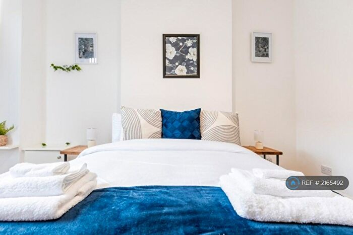 5 Bedroom Terraced House To Rent In Poplar Road, Smethwick, B66