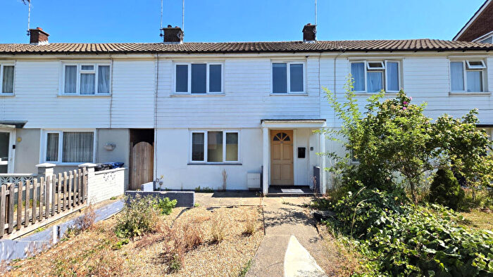 3 Bedroom Terraced House For Sale In Haldane Close, Muswell Hill, N10