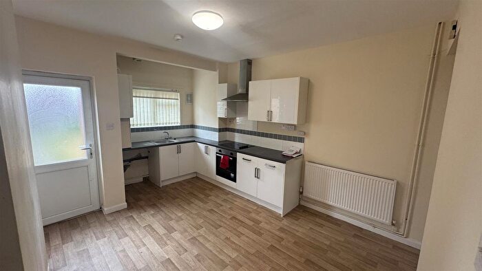 2 Bedroom Terraced House To Rent In Oakland Street, Nottingham, NG7