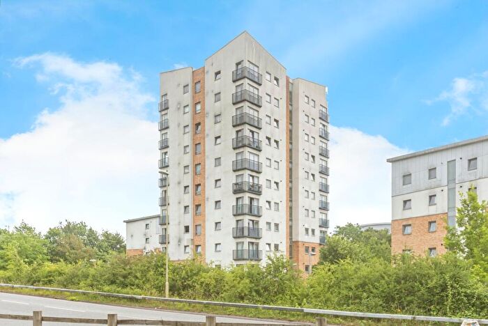 2 Bedroom Flat For Sale In Priestley Road, Basingstoke, Hampshire, RG24