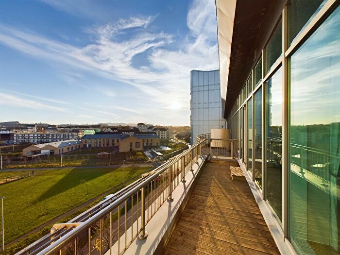 2 Bedroom Flat To Rent In Western Harbour Drive, Newhaven, Edinburgh, EH6