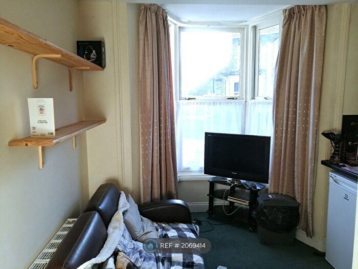 1 Bedroom Flat To Rent In Castle Street, Kendal, LA9