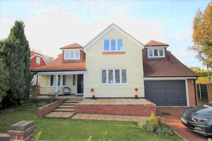 5 Bedroom Detached House To Rent In Robyns Way, Sevenoaks, TN13