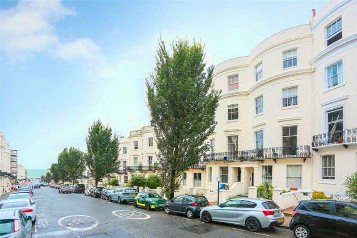 2 Bedroom Apartment To Rent In Lansdowne Place, Hove, East Sussex, BN3