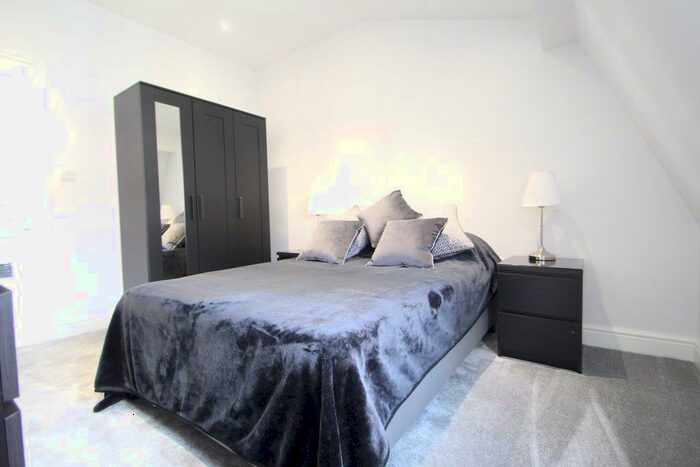 1 Bedroom Property To Rent In Highlands Gardens, Cranbrook, Ilford, IG1